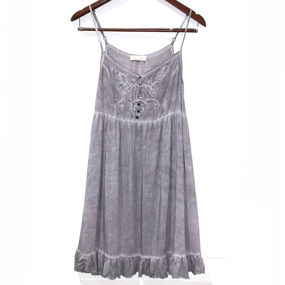 Black Swan Dresses & Skirts - Black Swan boho embroidered distressed swing dress